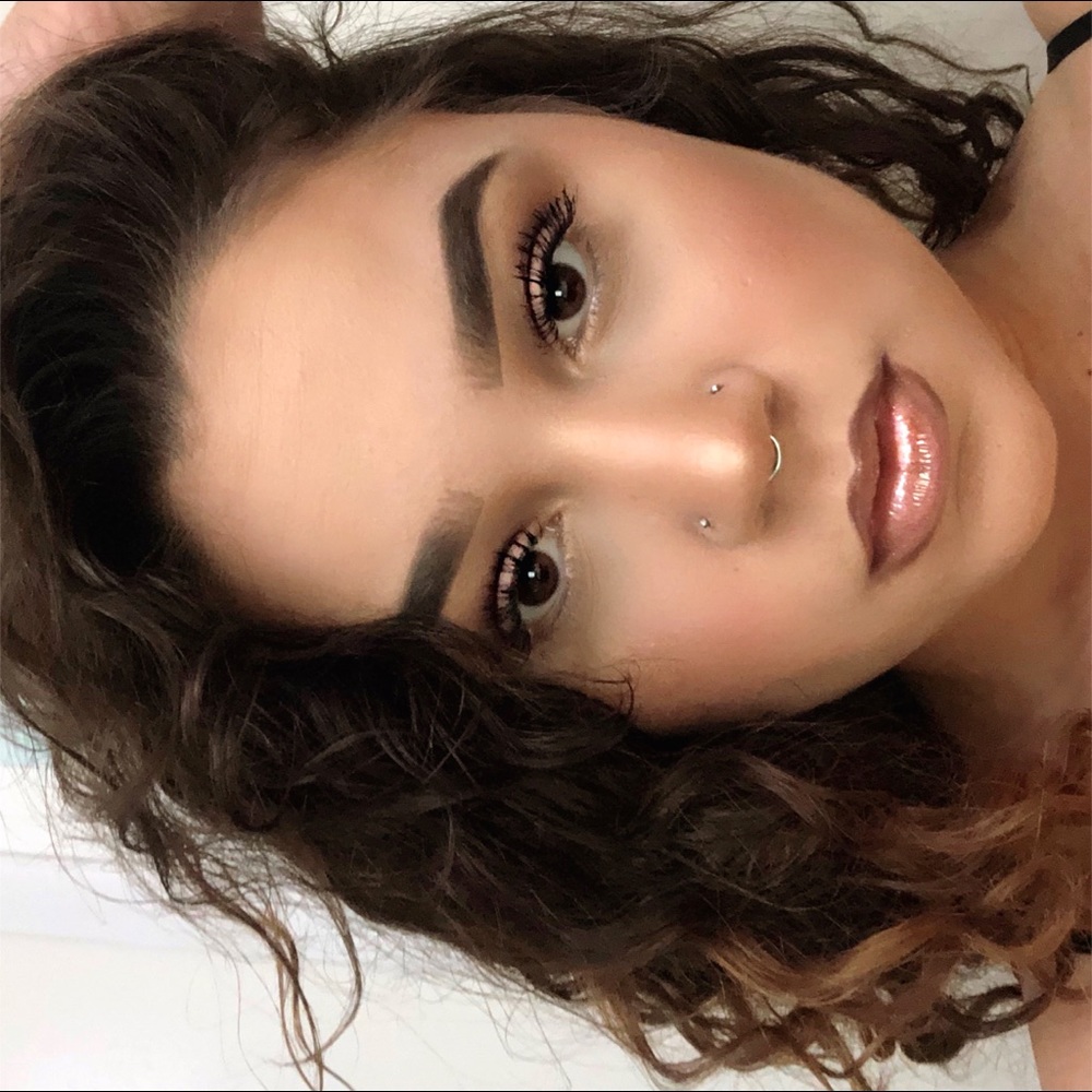 Meet your Posher, Brianna